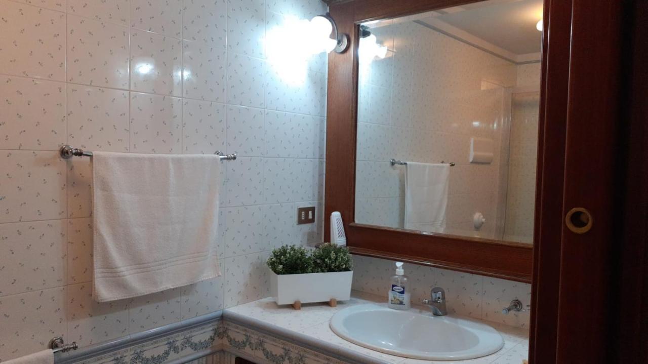 Casa Vacanze Chiara Terrasini Exteriér fotografie