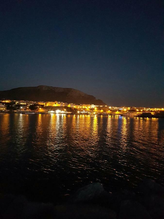 Casa Vacanze Chiara Terrasini Exteriér fotografie